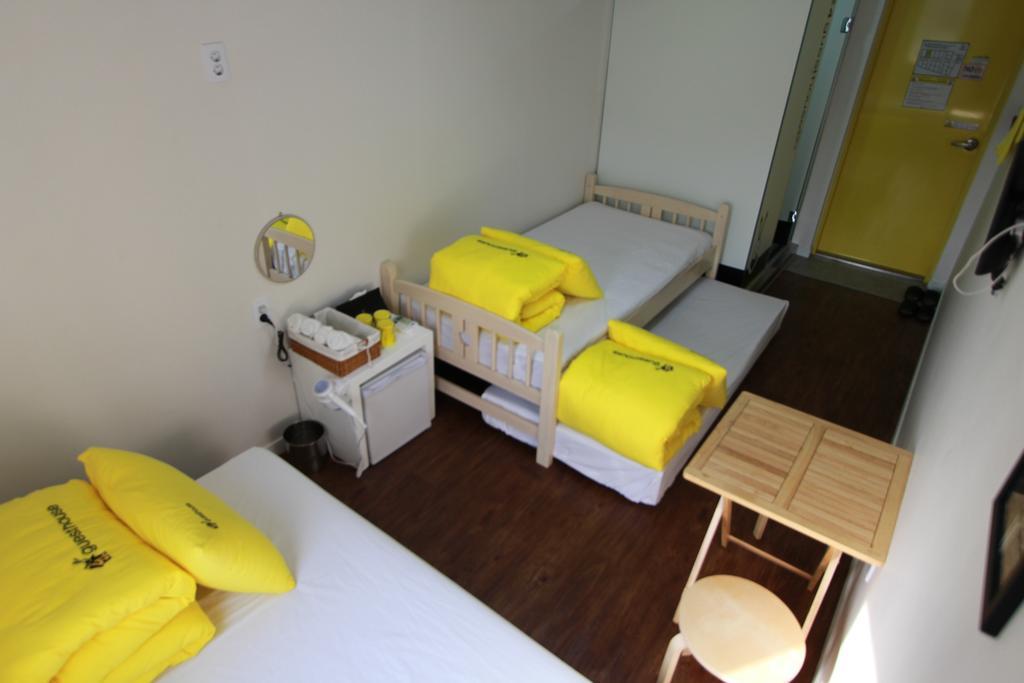 24 Guesthouse Myeongdong Town Séoul Chambre photo