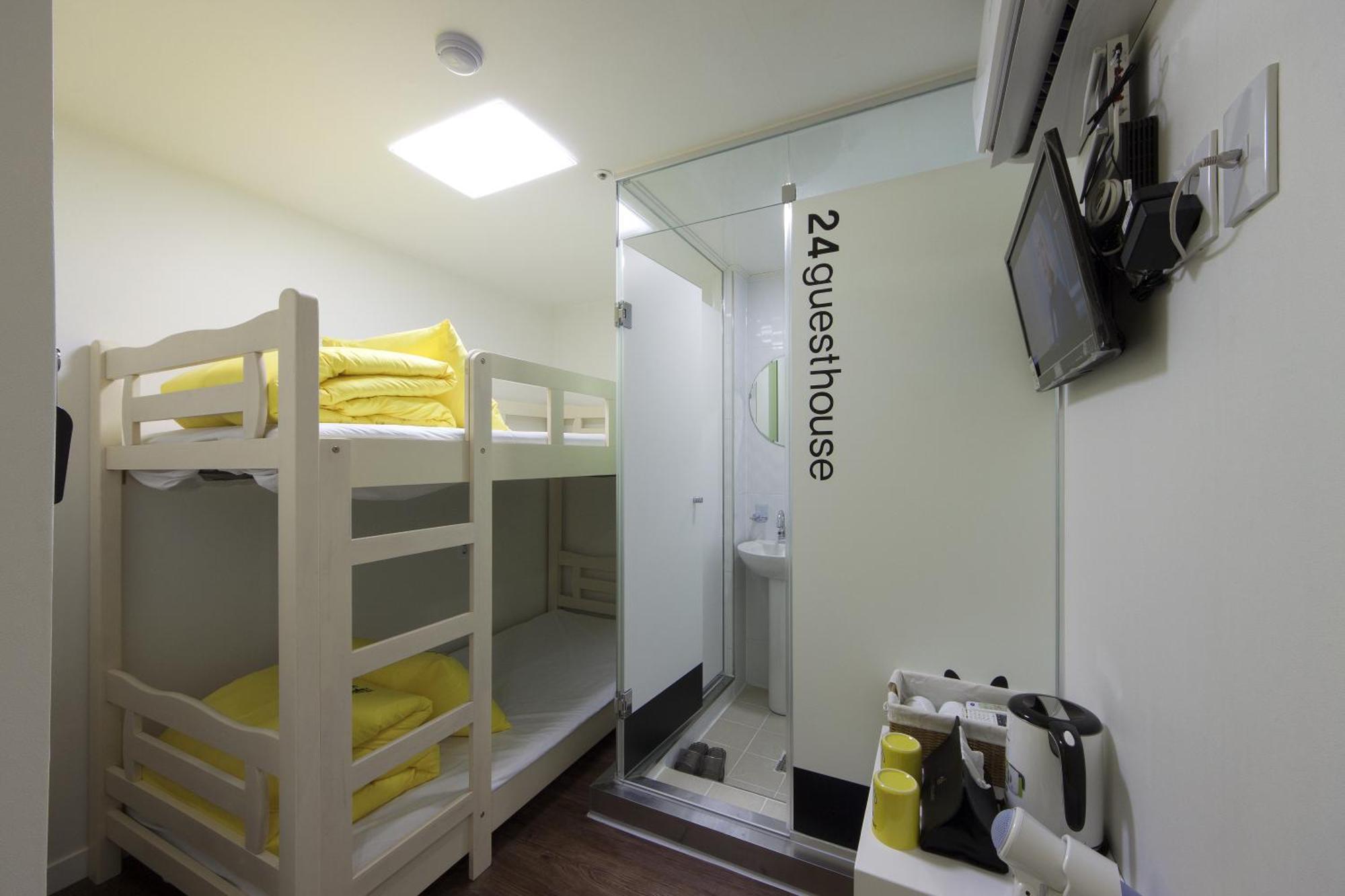 24 Guesthouse Myeongdong Town Séoul Chambre photo