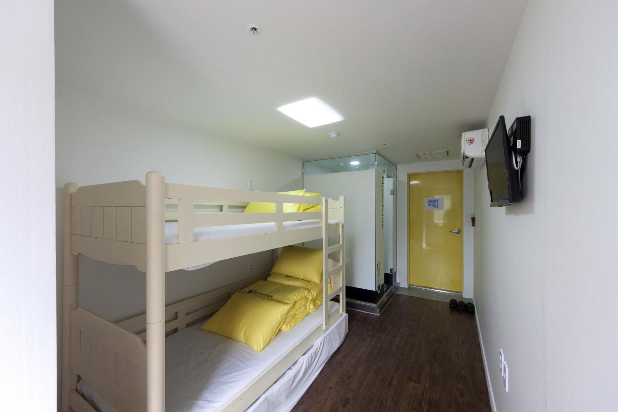 24 Guesthouse Myeongdong Town Séoul Chambre photo