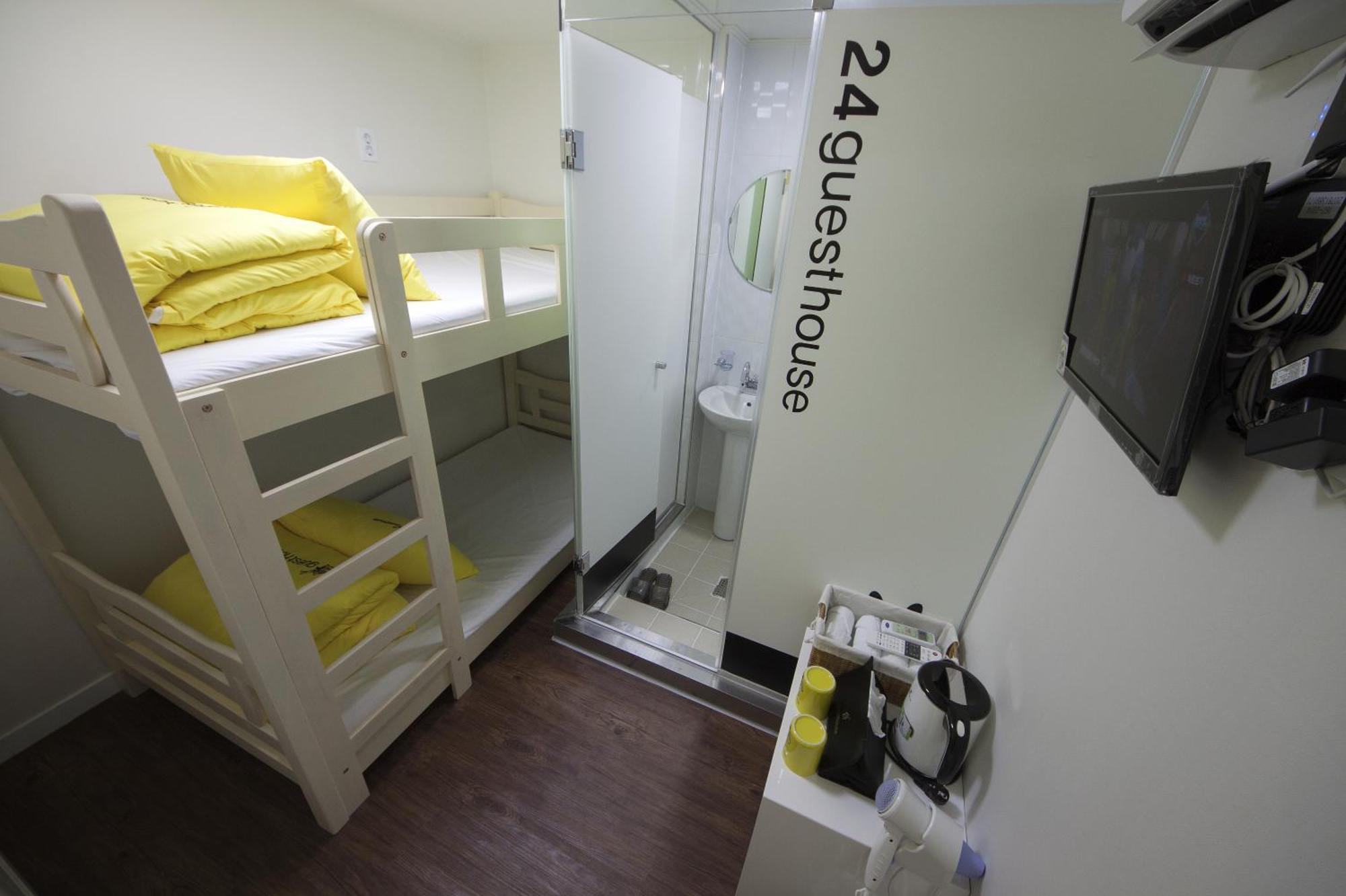 24 Guesthouse Myeongdong Town Séoul Chambre photo